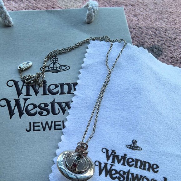 New Silver Saturn Glass chain Orb Choker Necklace Charm - Picture 4 of 5